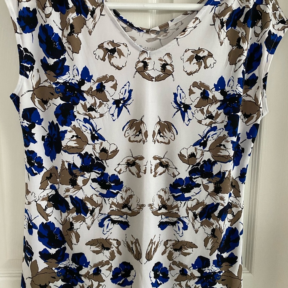 Cap sleeve top